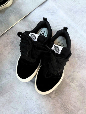 Vns Knu All Black Unissex + Brinde Kit de Meias