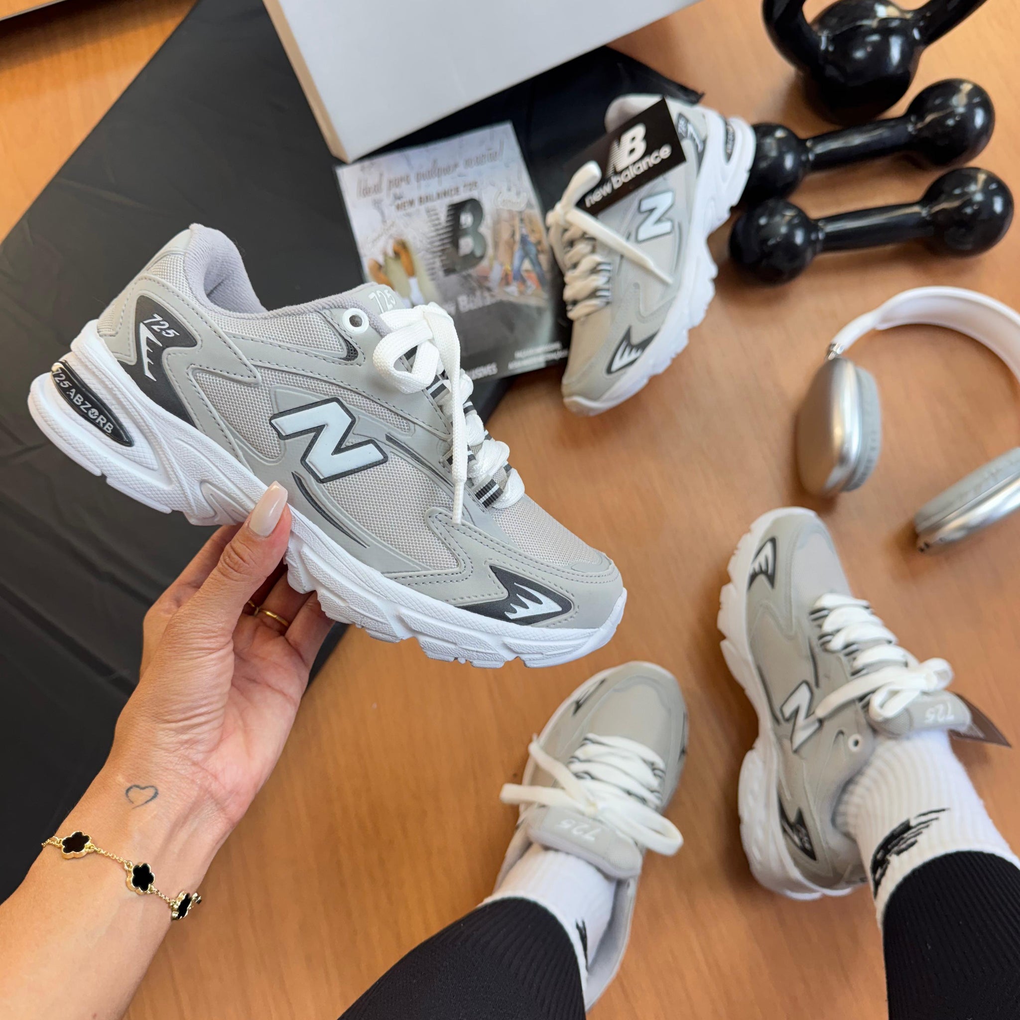 NB 725 Cinza