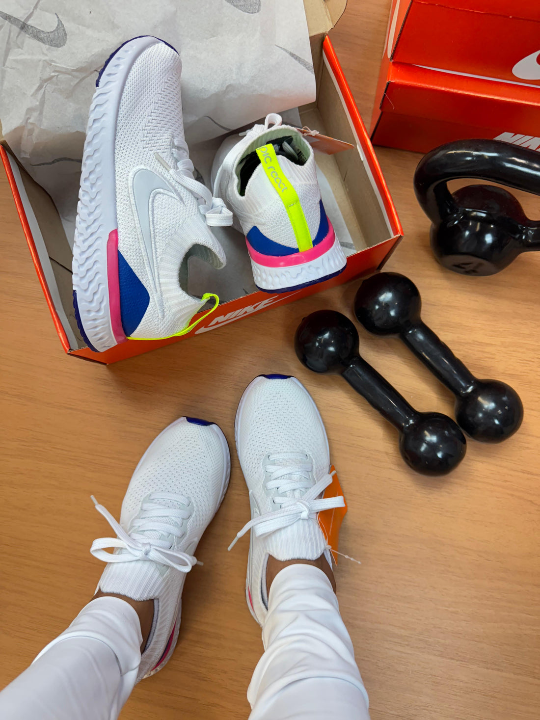 Nk Epic React Branco/Pink