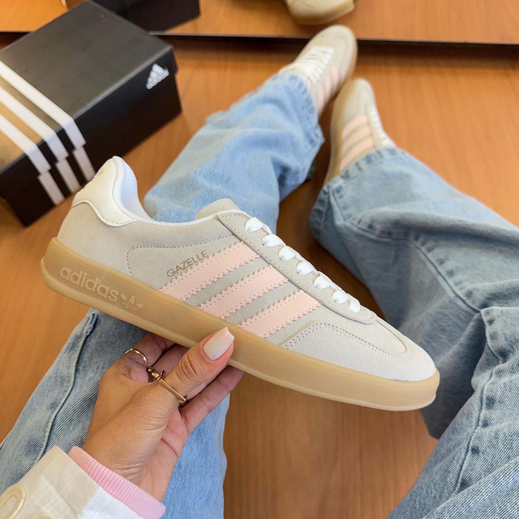 Ad Gazelle Cinza/Rosê