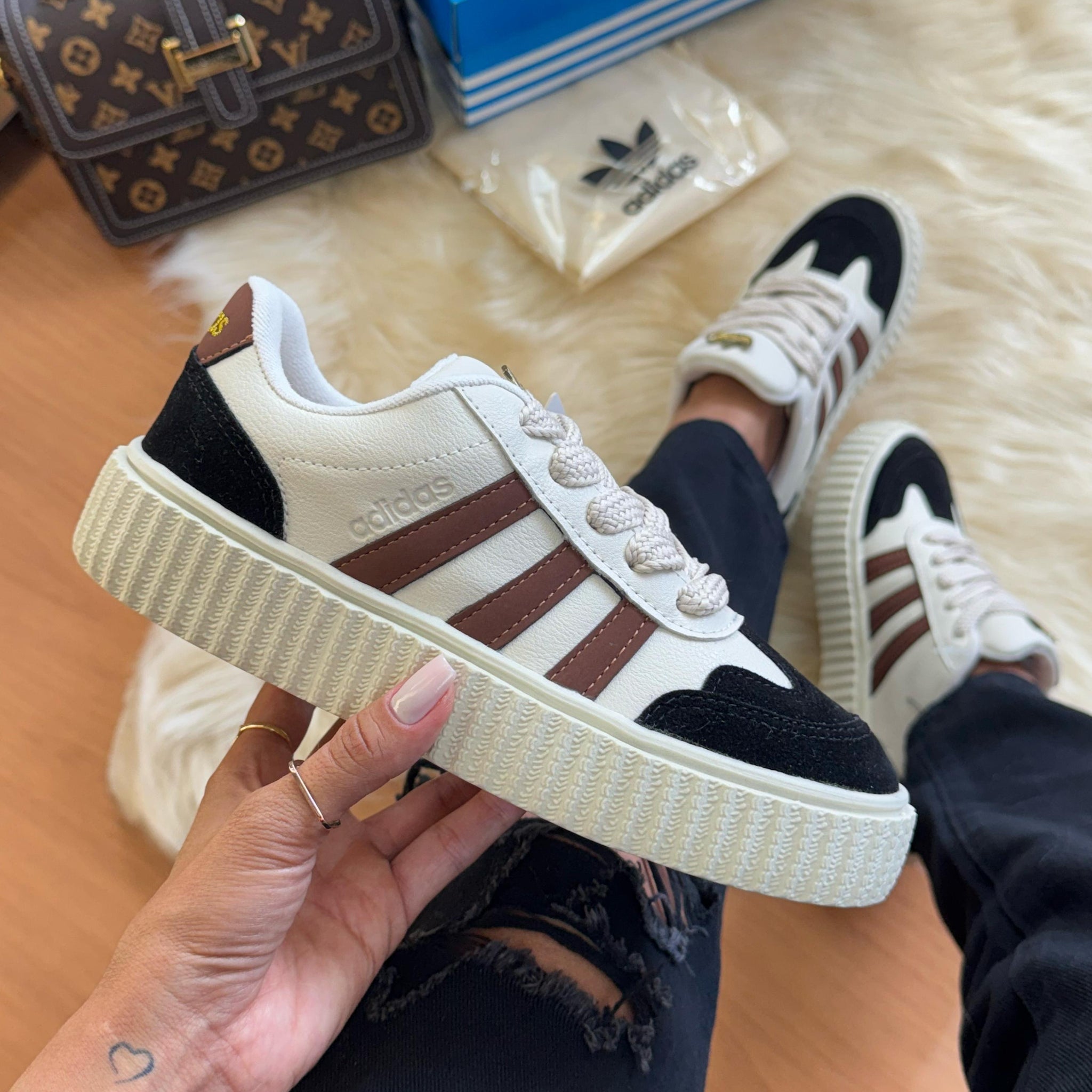 Ad Trat_Sup Off white/terra