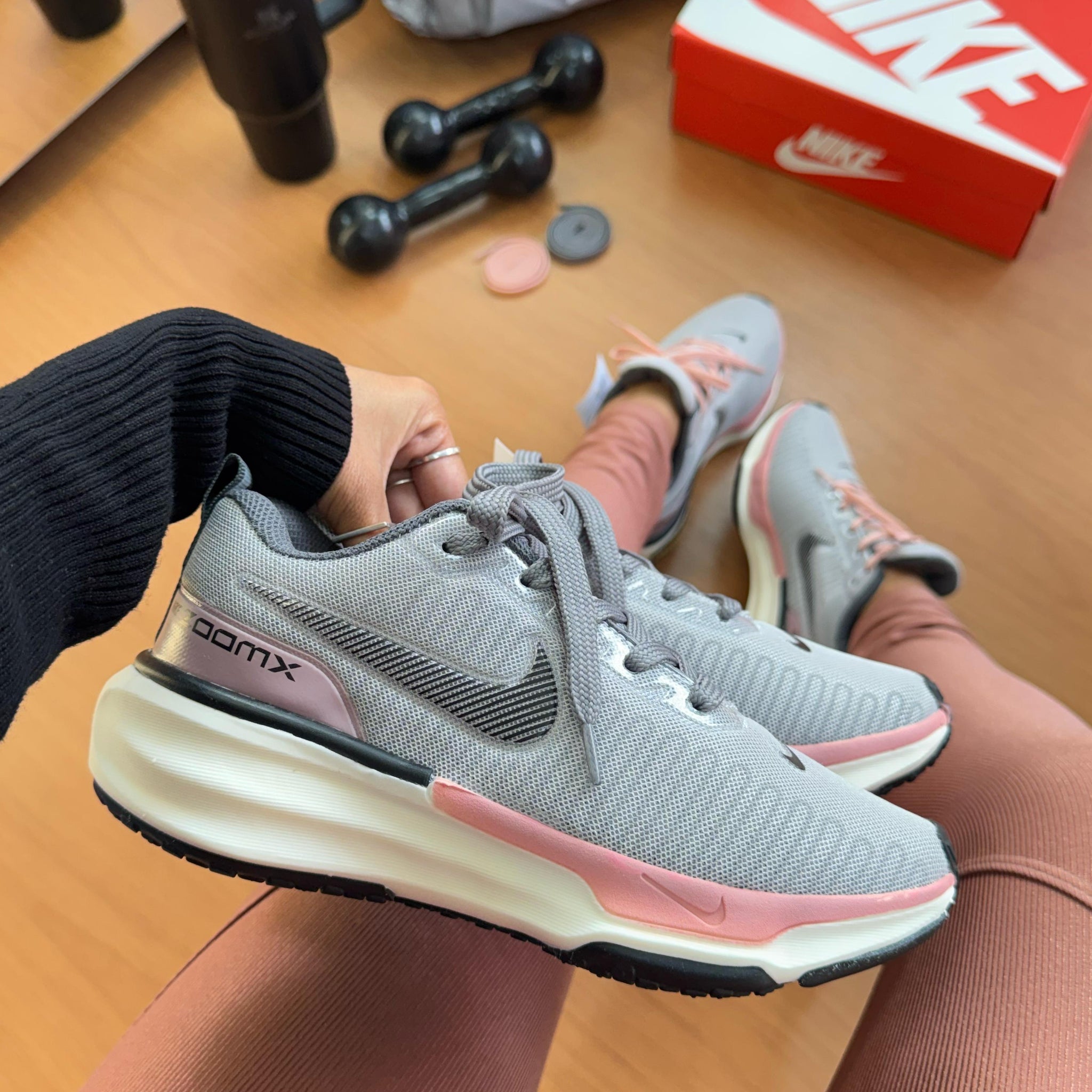 Nk Invencible Run 3 Cinza/Rosê