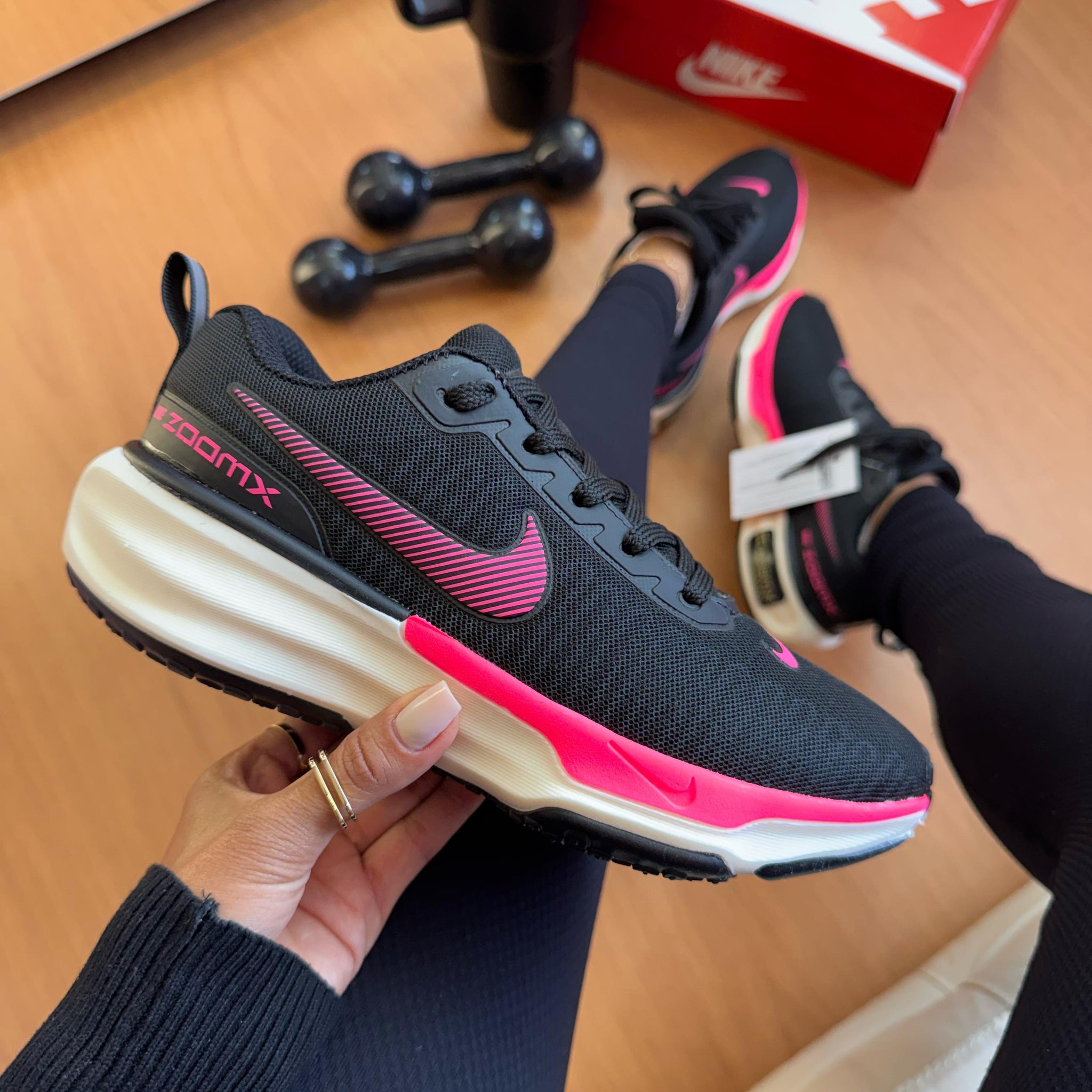 Nk Invencible Run 3 Preto Pink