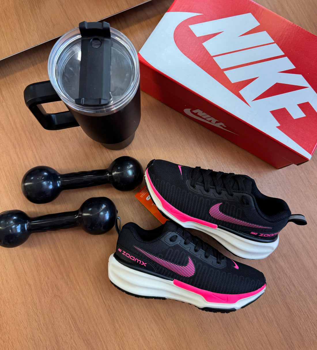 Nk Invencible Run 3 Preto Pink