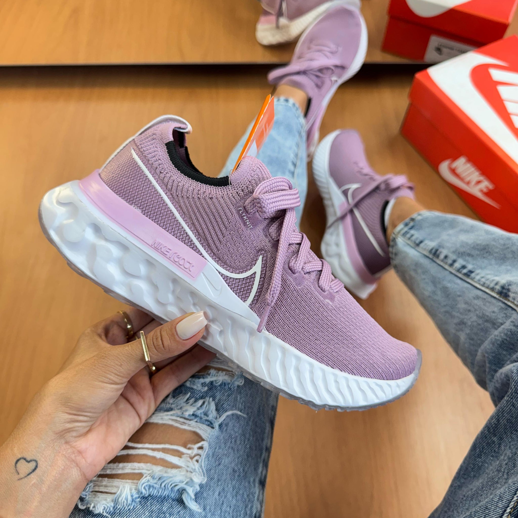 Nk Infinity React Lilás