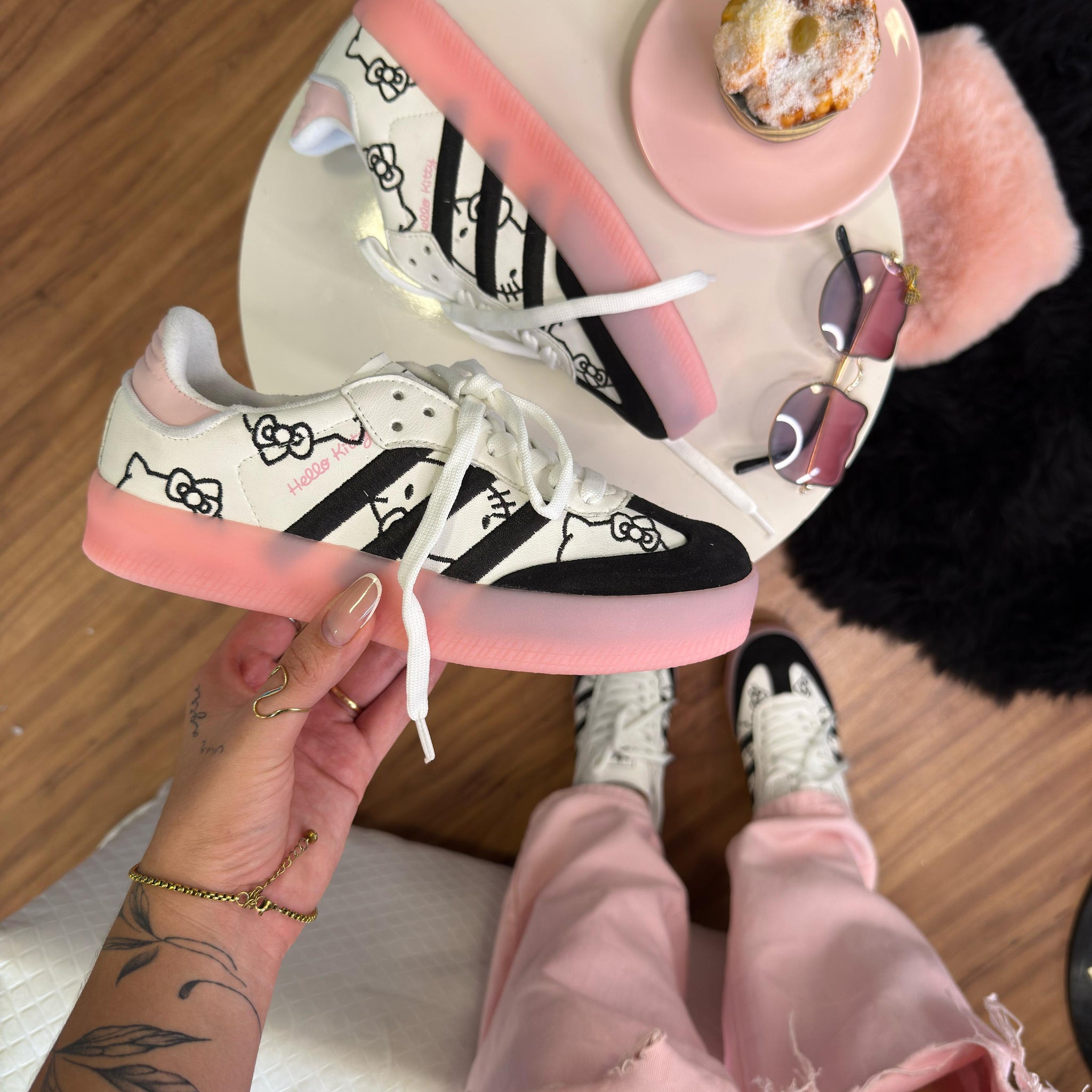 Ad Hello Kitty x Ad Sambae Cloud White Clear Black